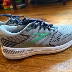 Brooks Running Shoes - Gray and Blue